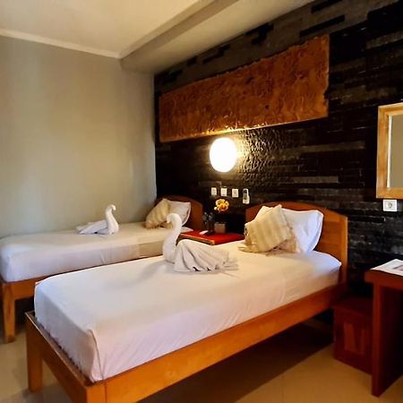 The Point Surfcamp Bali Ξενοδοχείο Pulukan Εξωτερικό φωτογραφία