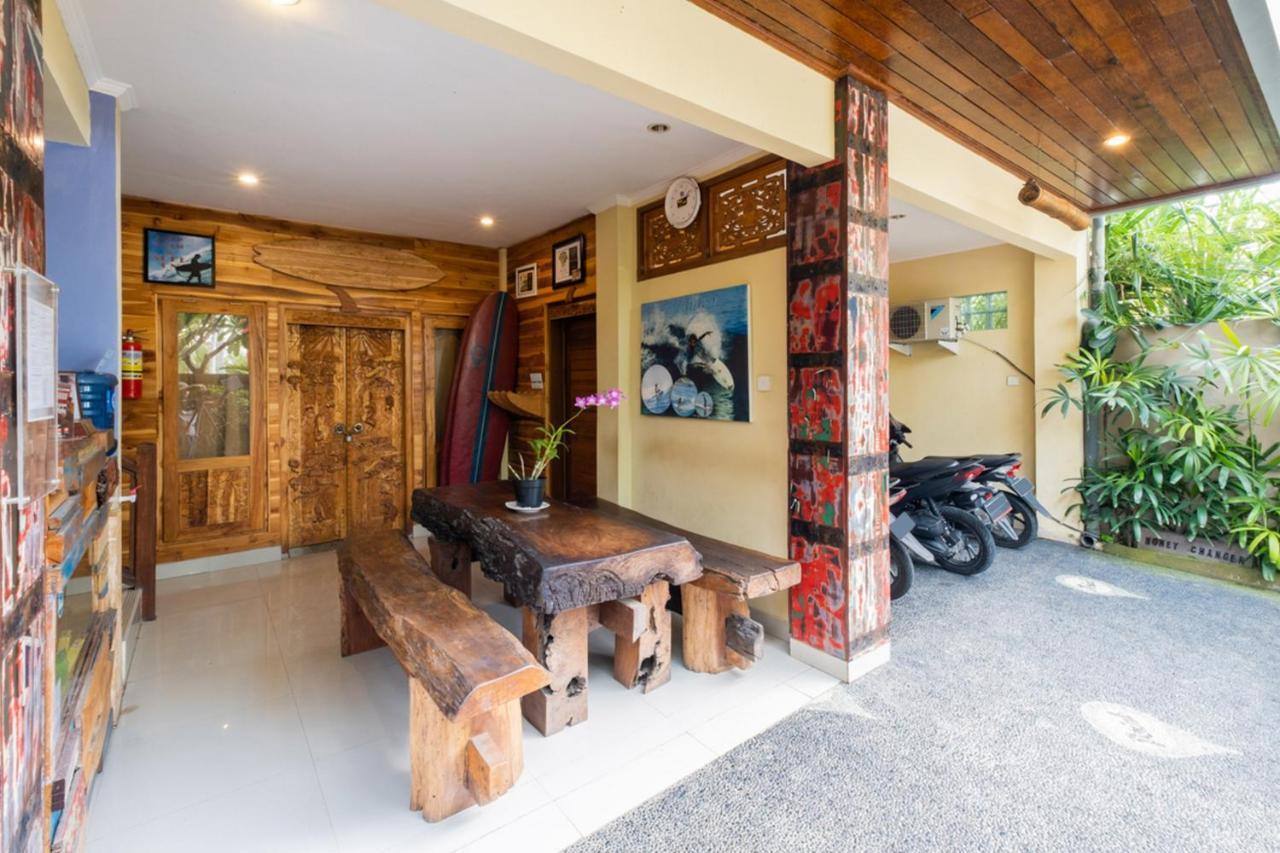 The Point Surfcamp Bali Ξενοδοχείο Pulukan Εξωτερικό φωτογραφία